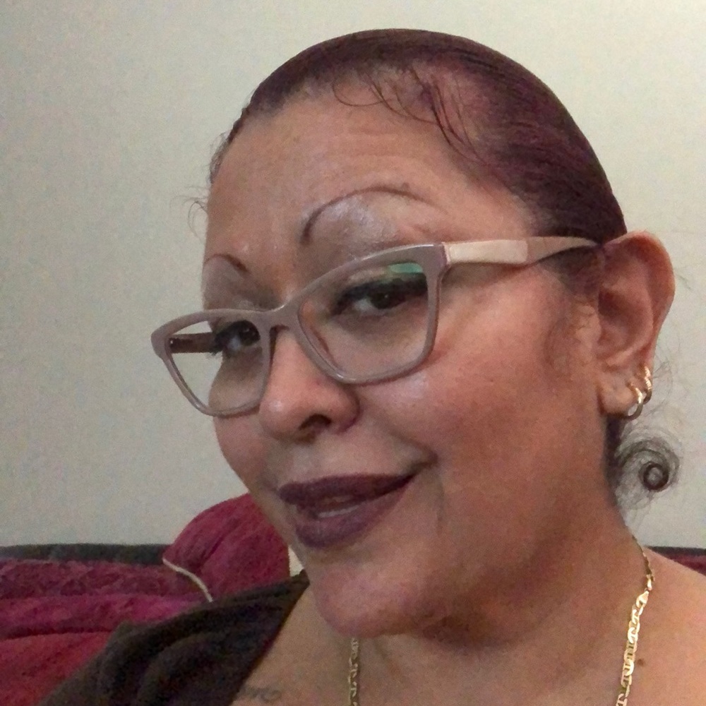 Meet your Posher, Ronni